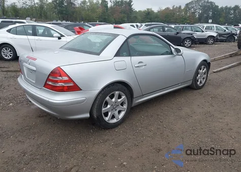 2002 Mercedes-Benz Slk 230 Kompressor z USA, uszkodzony, nr VIN WDBKK49F72F259438
